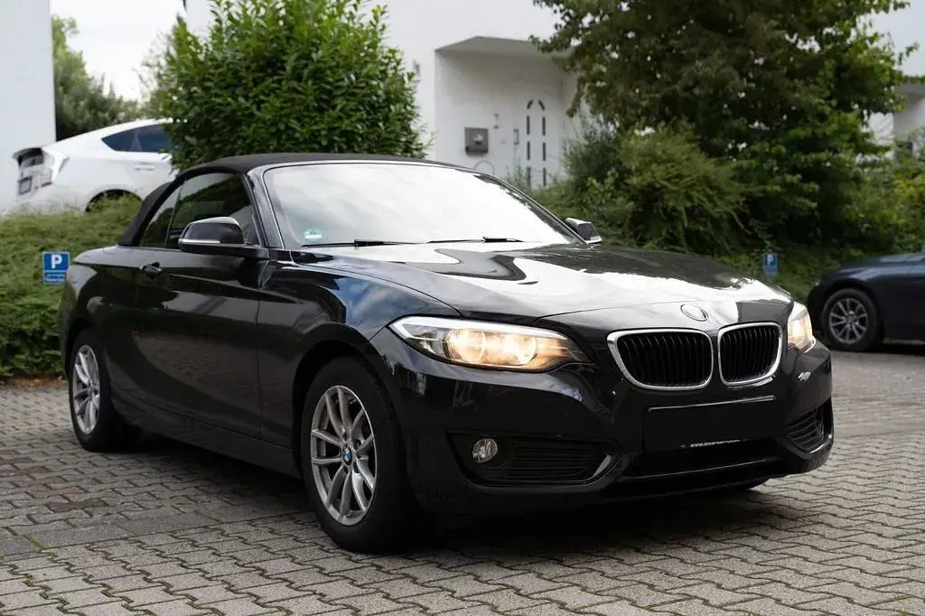 Gebraucht BMW 218 136 PS (100 kW) 2016 Schwarz Cabrio