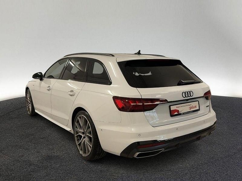 Gebraucht Audi A4 S-Line 265 PS (194 kW) 2023 Gletscherweiß metallic Kombi