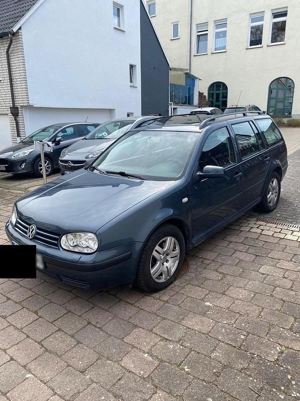 Gebraucht VW Golf IV 116 PS (85 kW) 2001 Grau Kombi