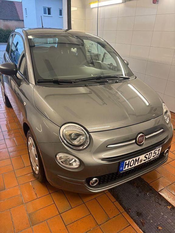 Grau Gebraucht 2023 Fiat 500 Dolcevita Kleinwagen | 11.900 € (Guter Preis) - Bild 1/4