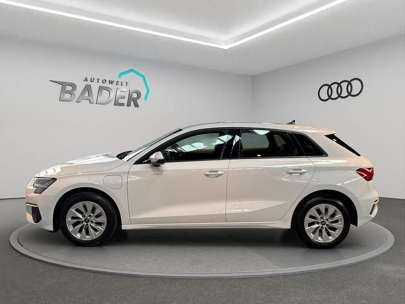 Gebraucht Audi A3 Basis 150 PS (110 kW) 2022 Weiß Limousine