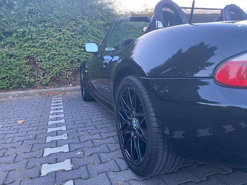 Gebraucht BMW Z3 Performance 118 PS (86 kW) 2002 Schwarz Cabrio