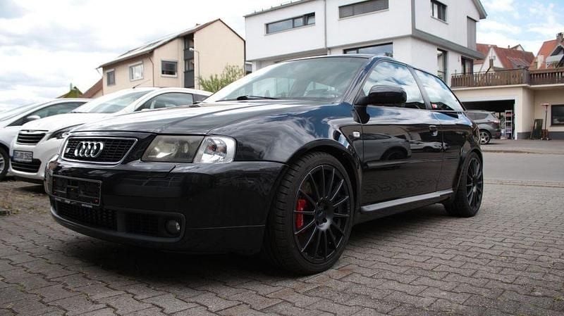 Gebraucht Audi S3 Sport 209 PS (153 kW) 2000 Schwarz Kleinwagen