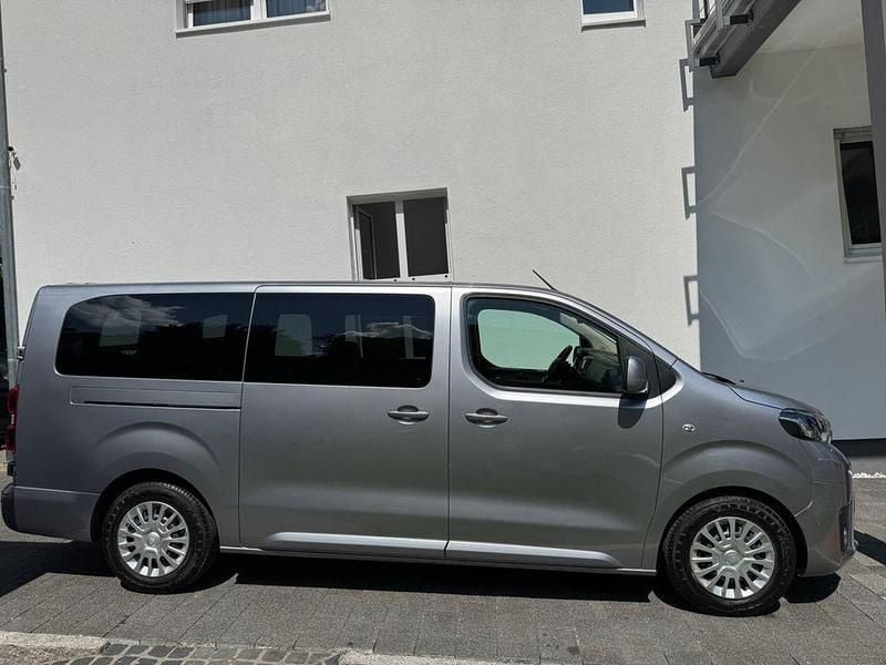 Gebraucht 2022 Toyota Proace Van | 28.500 € (Guter Preis) - Bild 1/4