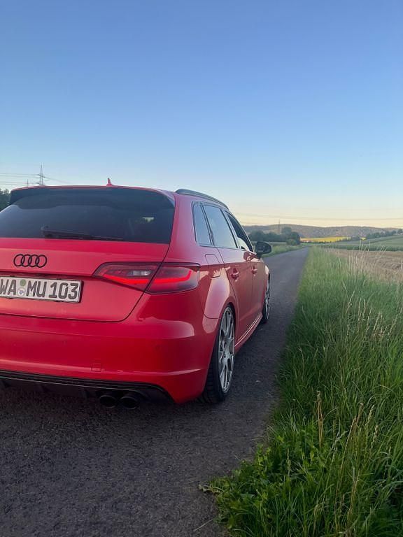 Gebraucht Audi S3 Sport 360 PS (264 kW) 2016 Rot Limousine