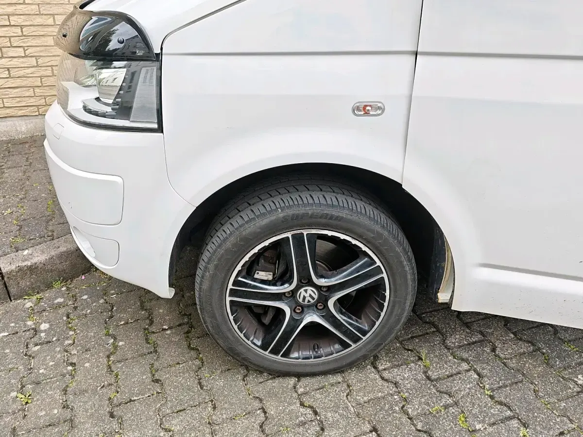 Gebraucht VW Multivan Match 180 PS (132 kW) 2012 Weiß Van / Kleinbus