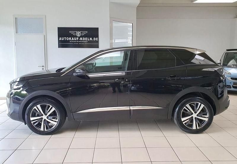 Schwarz Gebraucht 2023 Peugeot 3008 Allure SUV | 19.980 € (Superpreis) - Bild 1/4