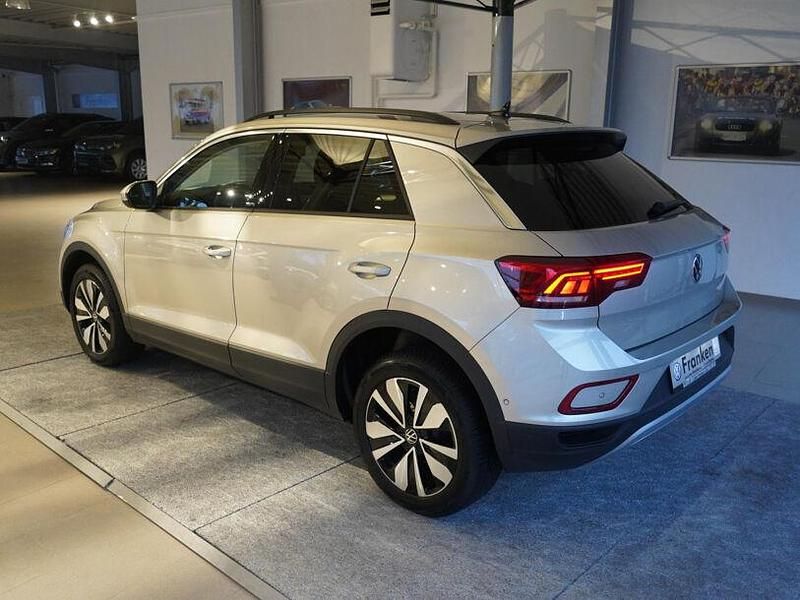Gebraucht VW T-Roc Move 150 PS (110 kW) 2023 Silber SUV