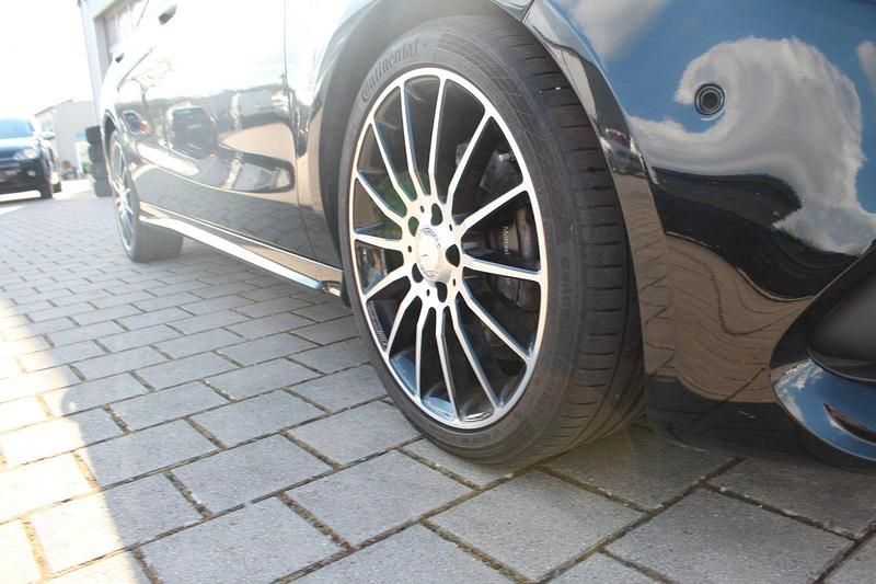 Gebraucht Mercedes CLA200 156 PS (114 kW) 2017 Schwarz Kombi