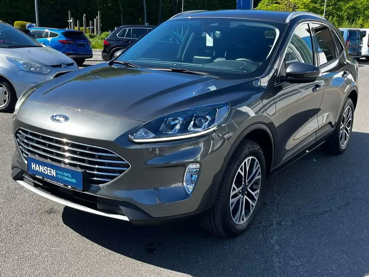 Gebraucht Ford Kuga Titanium 224 PS (164 kW) 2024 Magnetic SUV