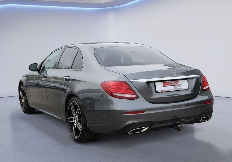 Gebraucht Mercedes E200 AMG line 184 PS (135 kW) 2018 Grau Limousine