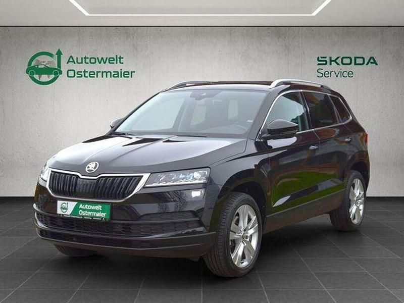 Schwarz Gebraucht 2018 Skoda Karoq Style SUV | 24.885 € (Fairer Preis) - Bild 1/4
