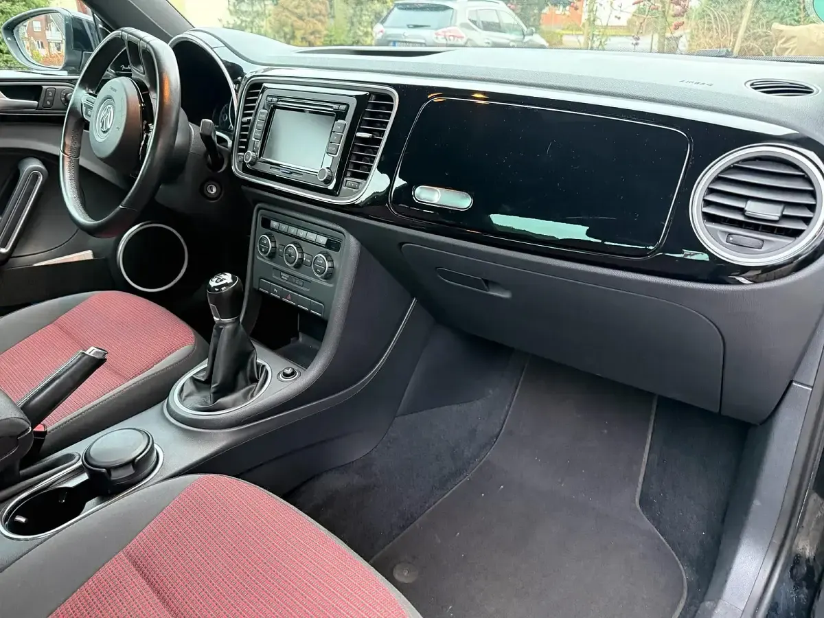 Gebraucht VW Beetle Edition 105 PS (77 kW) 2012 Schwarz Kleinwagen