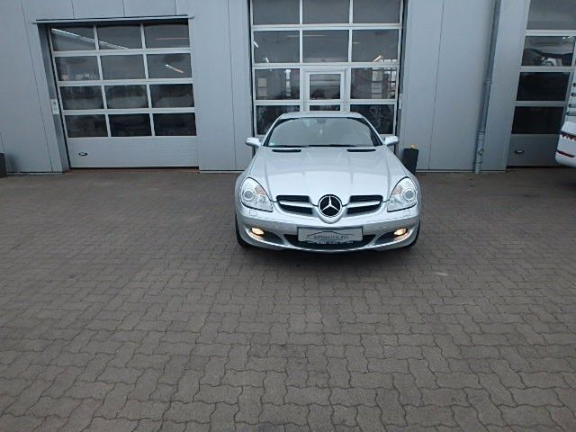 Silber Gebraucht 2008 Mercedes SLK200 Cabrio | 8.499 € (Fairer Preis) - Bild 1/4