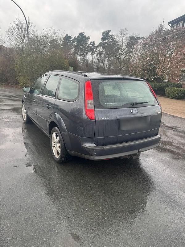 Gebraucht Ford Focus 140 PS (102 kW) 2006 Grau Kombi