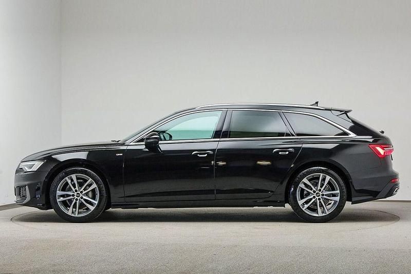 Gebraucht Audi A6 Sport 204 PS (150 kW) 2023 Mythosschwarz metallic (metallic) Kombi