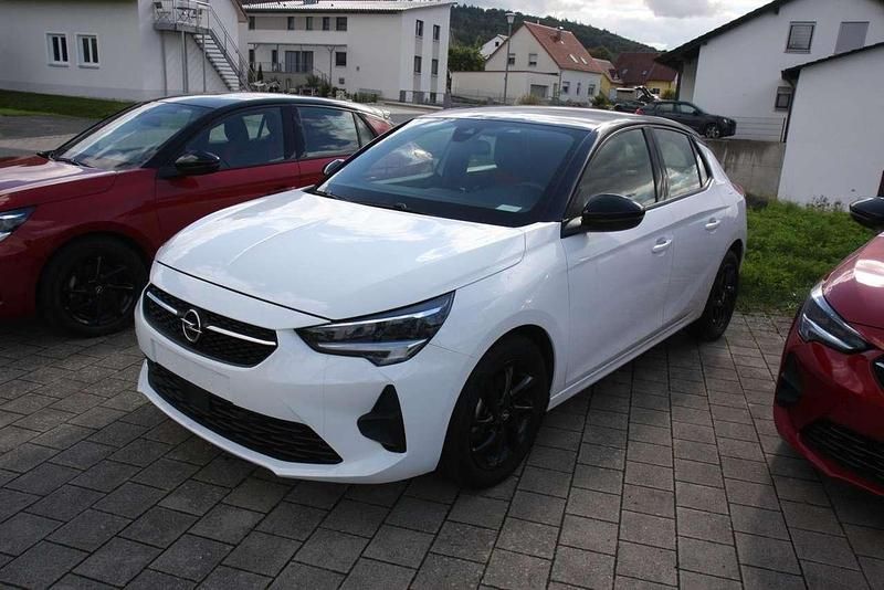 Weiß/schwarz Gebraucht 2023 Opel Corsa Limousine | 13.900 € (Guter Preis) - Bild 1/4