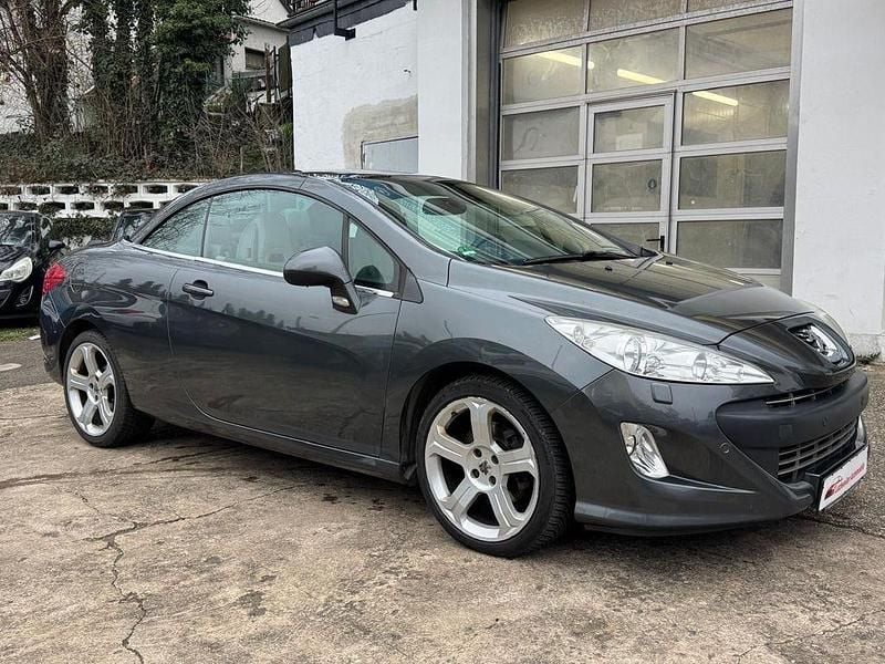Gebraucht Peugeot 308 CC Platinum 156 PS (114 kW) 2010 Cabrio