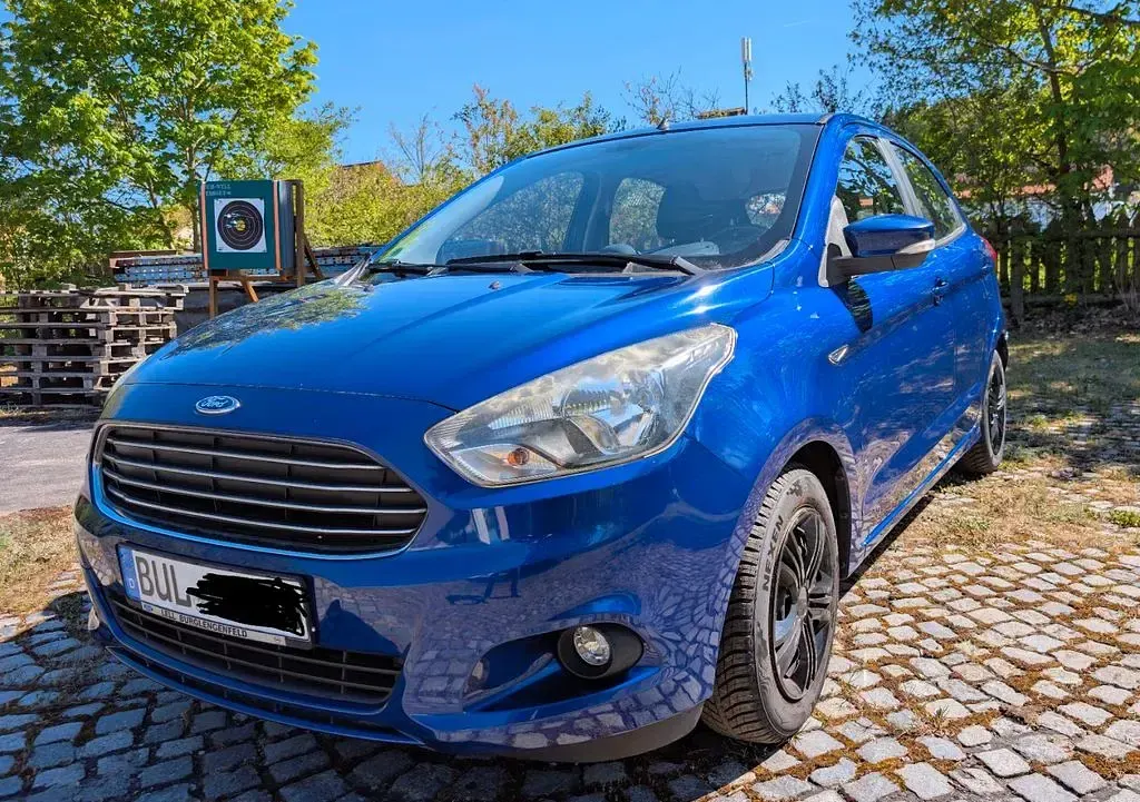 Usata Ford Ka 86 CV (63 kW) 2017 Blu Berlina