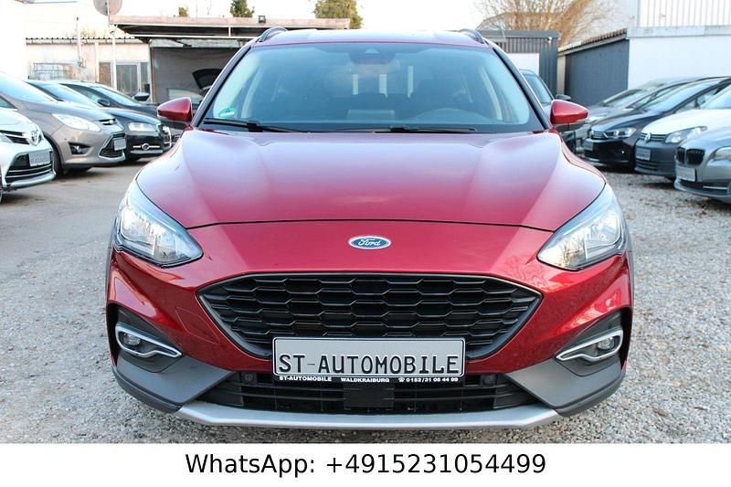 Gebraucht Ford Focus Active 120 PS (88 kW) 2019 Rot Kombi