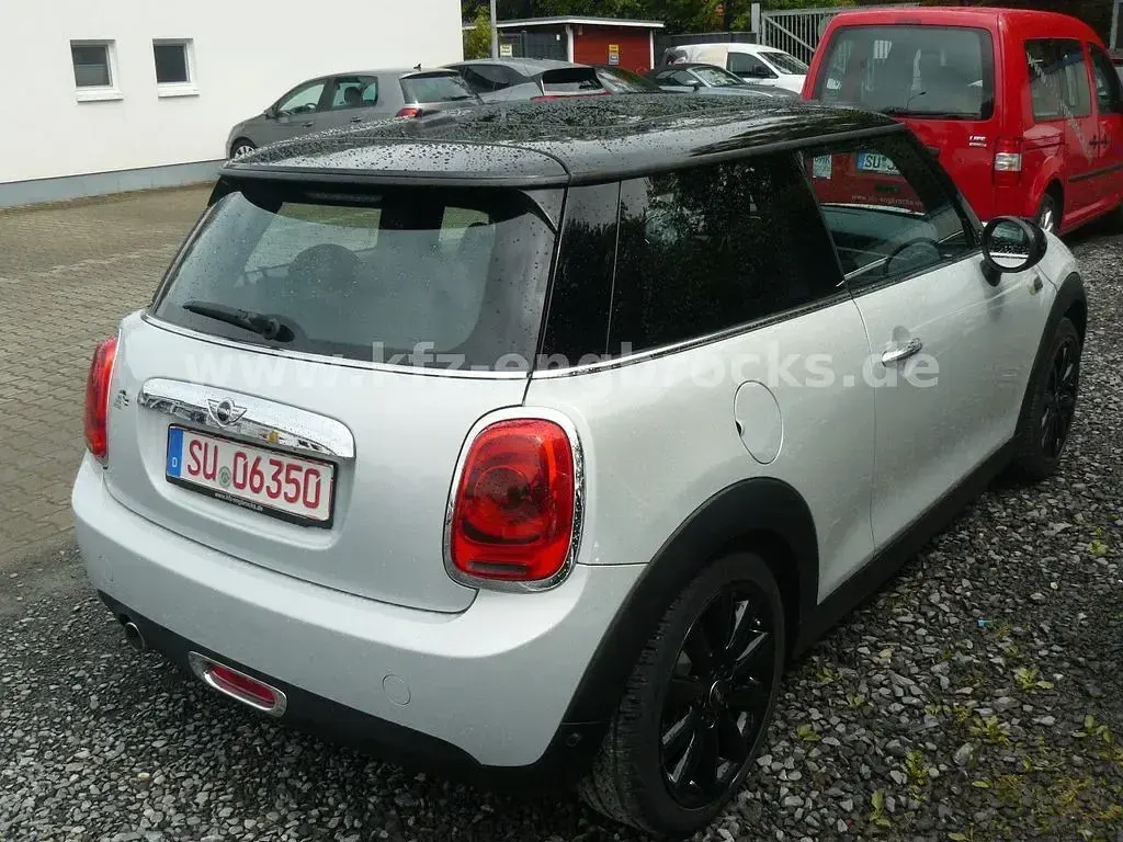 Käytetty Mini Cooper D 116 HP (85 kW) 2014 Hopea Viistoperä