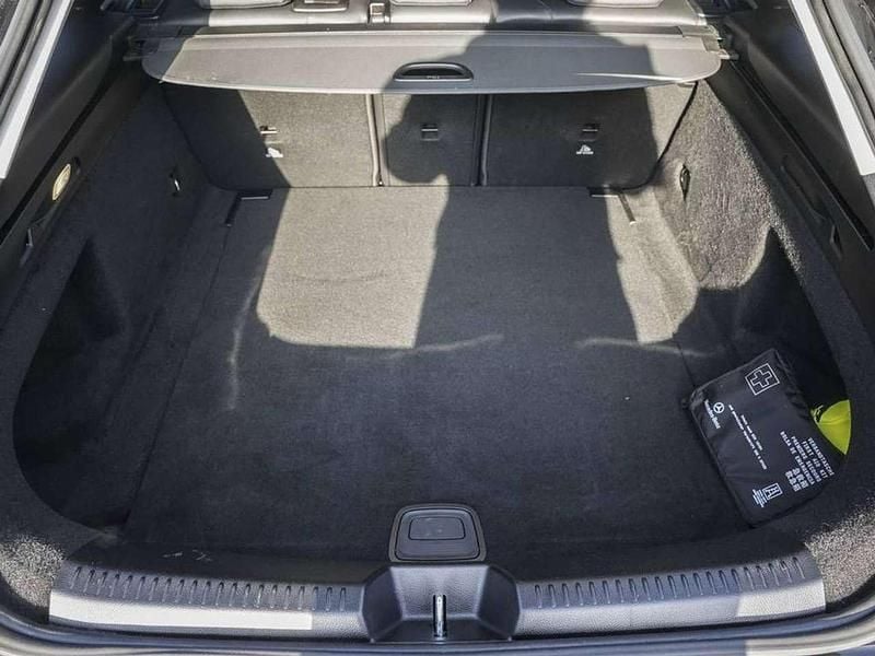 Gebraucht Mercedes CLA200 Progressive 150 PS (110 kW) 2022 Kosmosschwarz Kombi