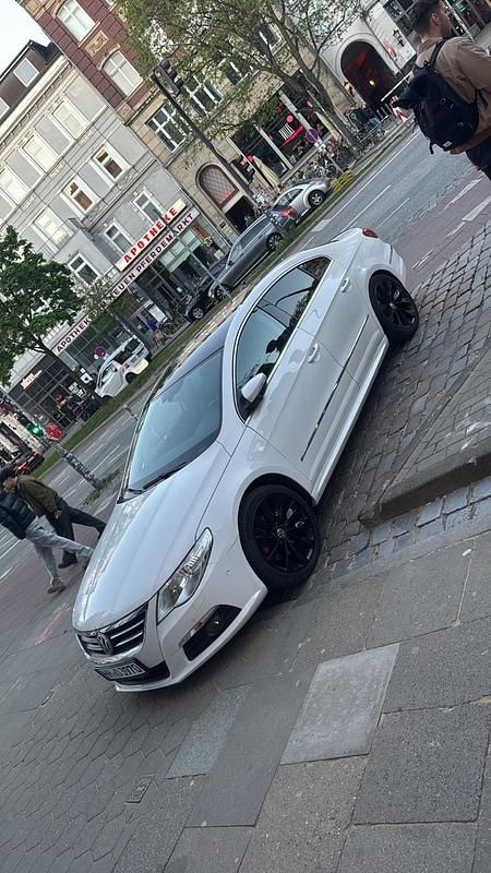 Weiß Gebraucht 2010 VW CC R Limousine | 10.890 € (Fairer Preis) - Bild 1/4