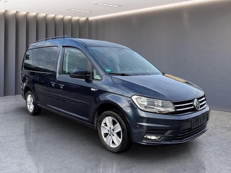 Blau Gebraucht 2015 VW Caddy Maxi Van / Kleinbus | 15.900 € (Fairer Preis) - Bild 1/4