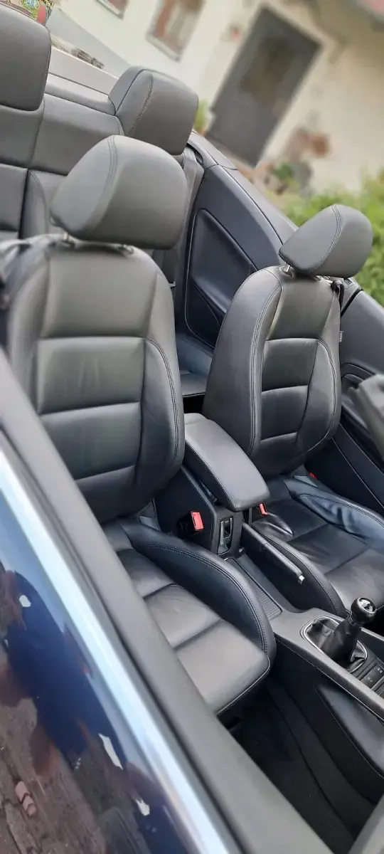 Gebraucht VW Eos 140 PS (102 kW) 2009 Blau Cabrio