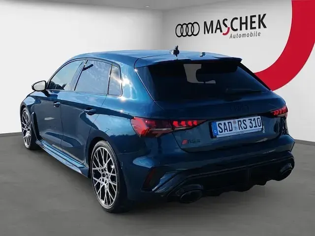 Gebraucht Audi RS3 Sportback Comfort 400 PS (294 kW) 2026 Individuallackierungen audi exclusive Kleinwagen