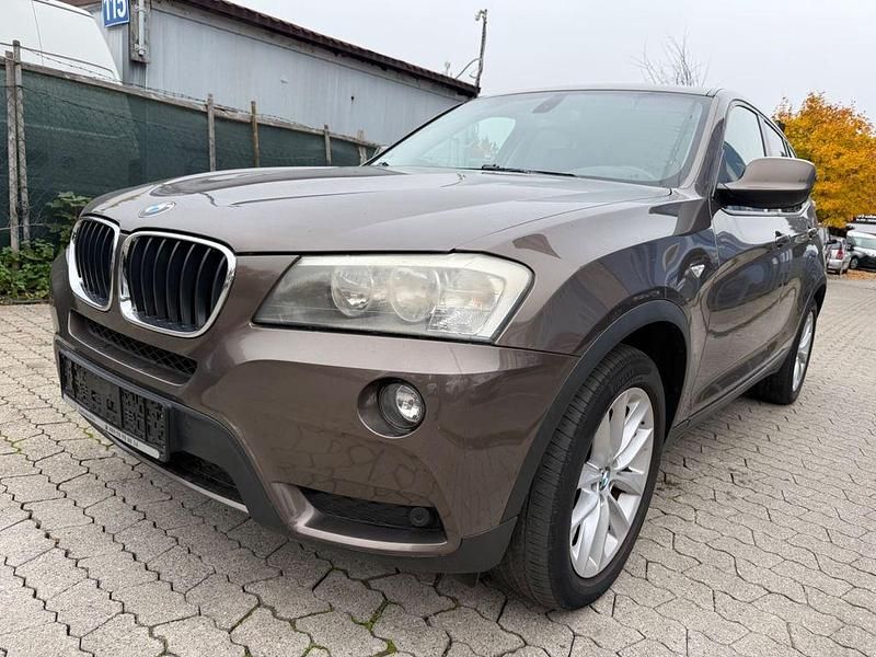 Braun Gebraucht 2011 BMW X3 Sport Line SUV | 8.999 € (Guter Preis) - Bild 1/4