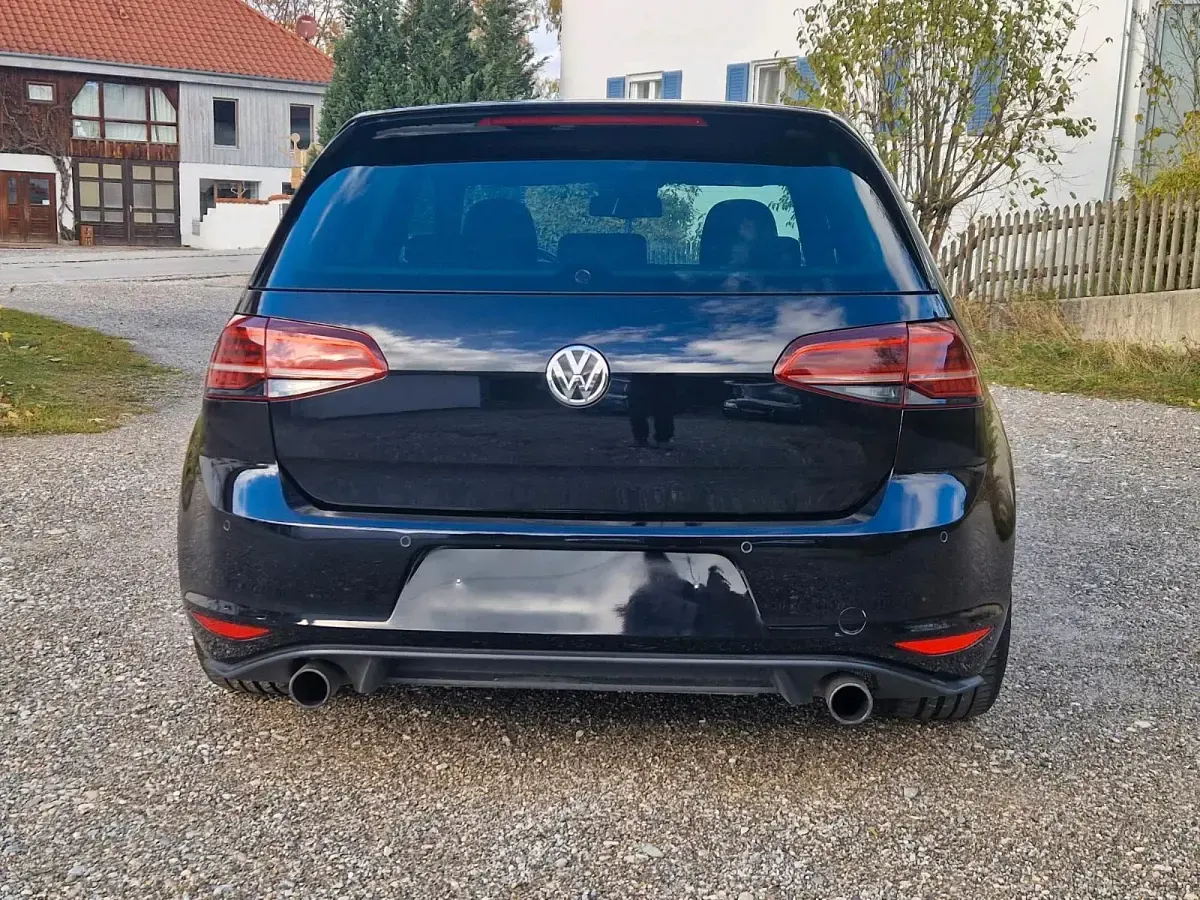 Gebraucht VW Golf VII GTI 230 PS (169 kW) 2013 Schwarz Limousine