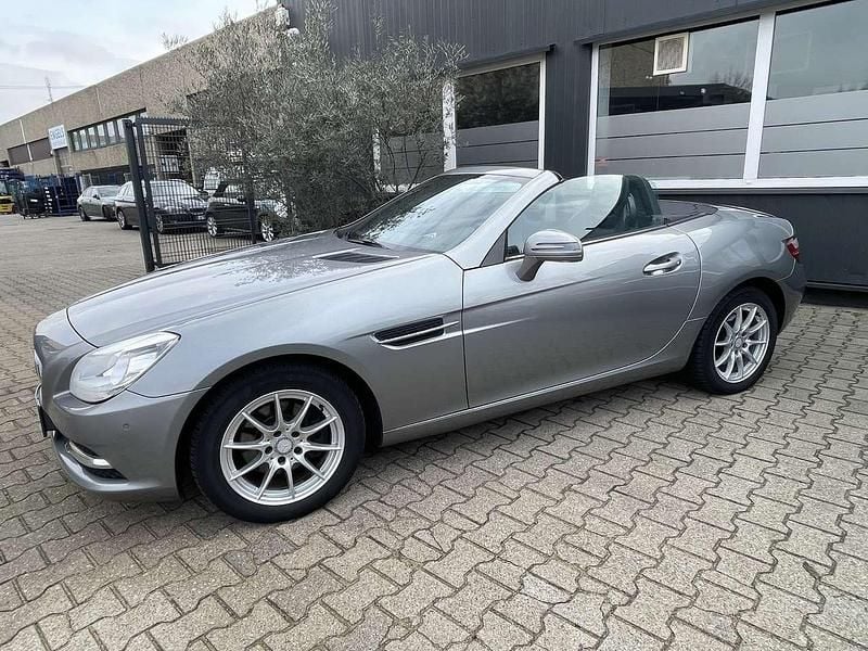 Gebraucht Mercedes SLK200 184 PS (135 kW) 2012 Palladiumsilber  metalliclack Cabrio