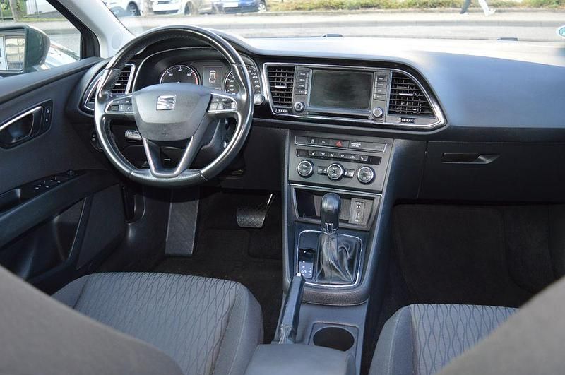 Second-hand Seat Leon ST Style 110 CP (80 kW) 2015 Gri Break