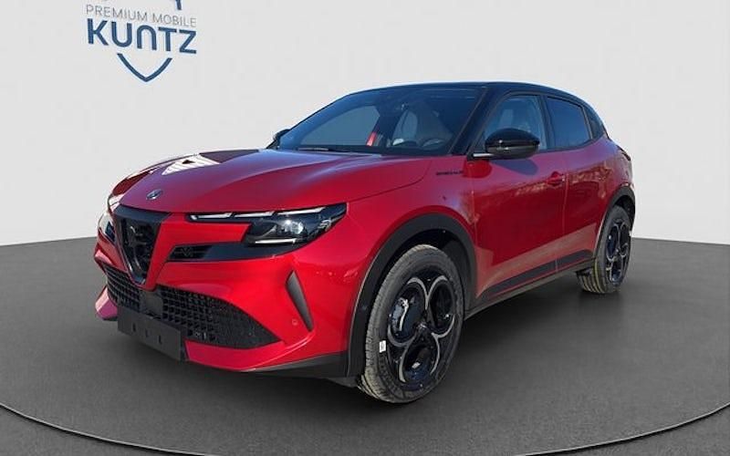 Rosso brera m. schwarzem dach Gebraucht 2024 Alfa Romeo Junior Edizione Speciale SUV | 35.980 € (Fairer Preis) - Bild 1/4