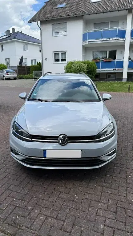 Gebraucht VW Golf VII 125 PS (91 kW) 2018 Weiß Kombi