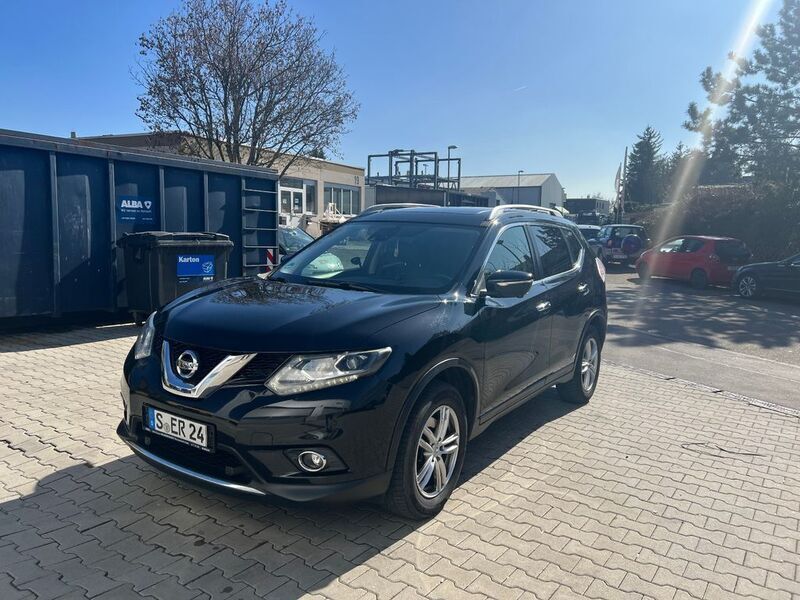 Schwarz Gebraucht 2017 Nissan X-Trail Tekna SUV | 13.500 € (Guter Preis) - Bild 1/4