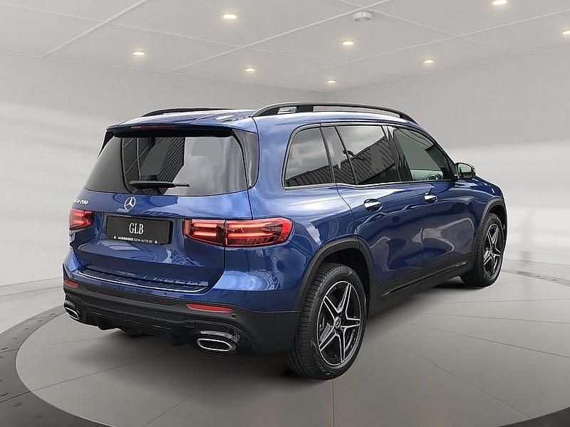 Gebraucht Mercedes GLB200 163 PS (119 kW) 2025 Blau metalliclack spektralblau SUV