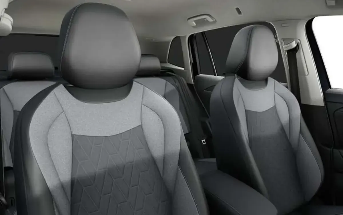 Neu VW Tiguan 150 PS (110 kW) 2026 Grenadillschwarz metallic SUV
