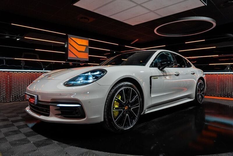 Gebraucht 2019 Porsche Panamera 4 Limousine | 59.900 € (Fairer Preis) - Bild 1/4