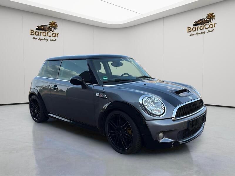 Silber Gebraucht 2007 Mini Cooper S Coupé Coupé | 3.900 € - Bild 1/4
