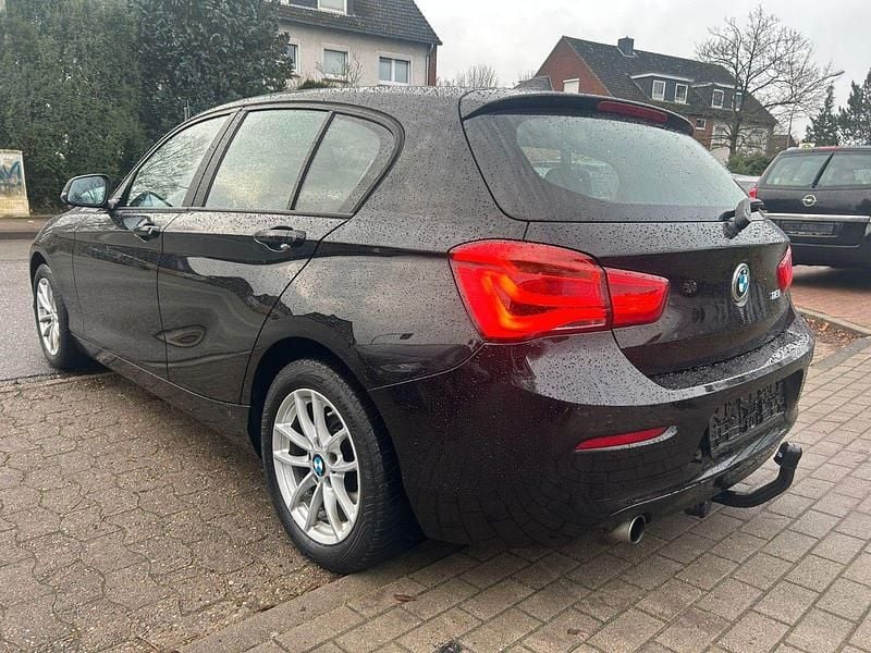 Gebraucht BMW 116 Advantage 109 PS (80 kW) 2016 Schwarz Kleinwagen
