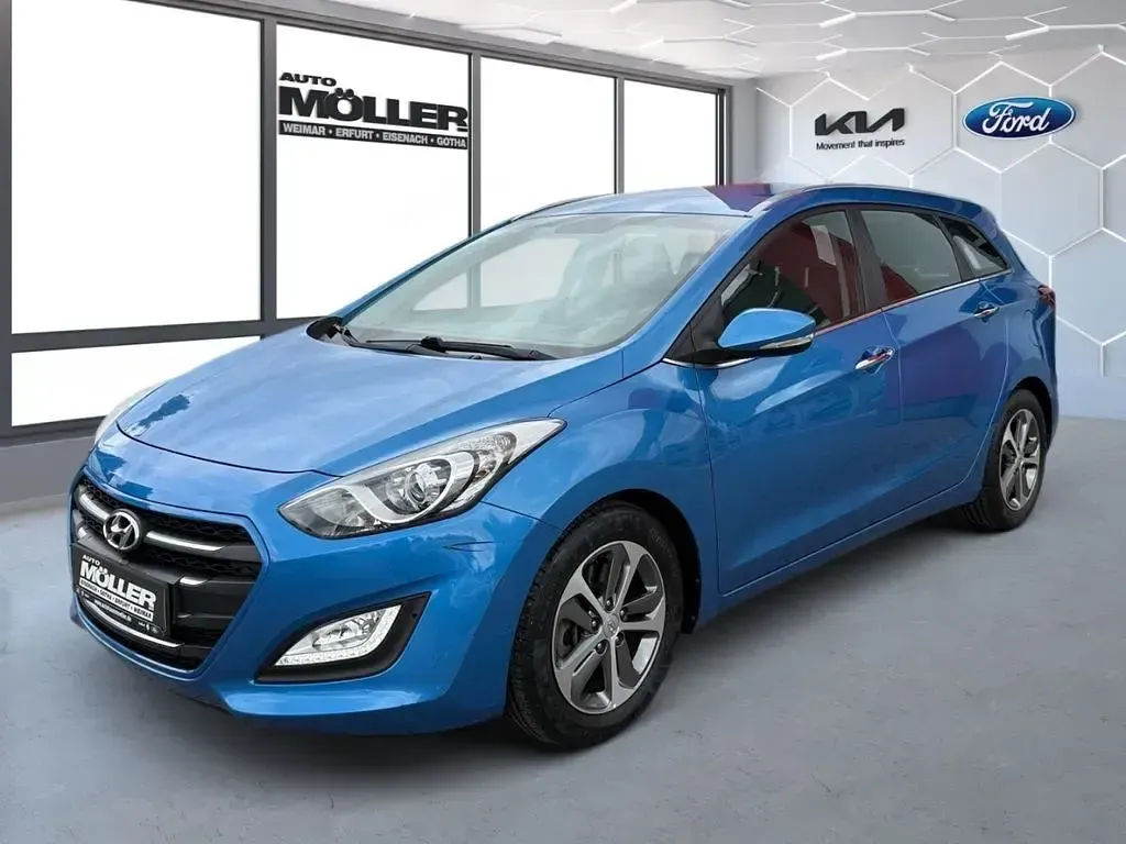 Gebraucht Hyundai i30 Style 135 PS (99 kW) 2017 Met (blau Kombi