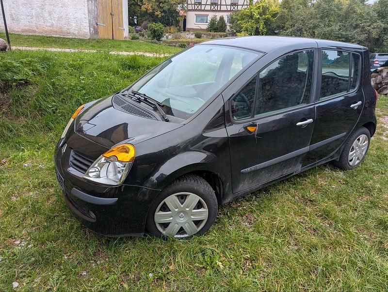 Schwarz Gebraucht 2006 Renault Modus Van / Kleinbus | 800 € (Guter Preis) - Bild 1/4