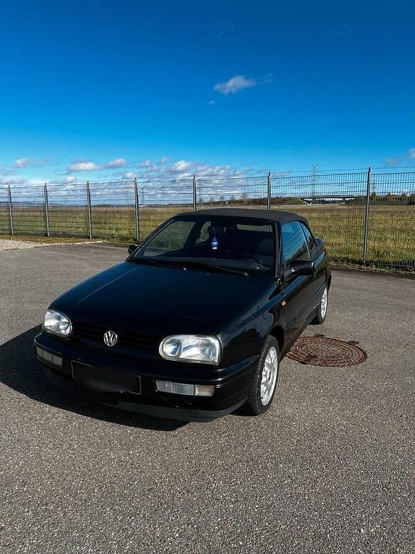 Gebraucht VW Golf Cabriolet Karmann 74 PS (54 kW) 1998 Schwarz Cabrio