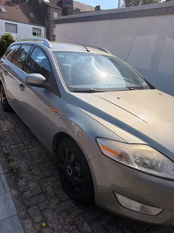 Gebraucht Ford Mondeo 145 PS (106 kW) 2008 Grau Limousine