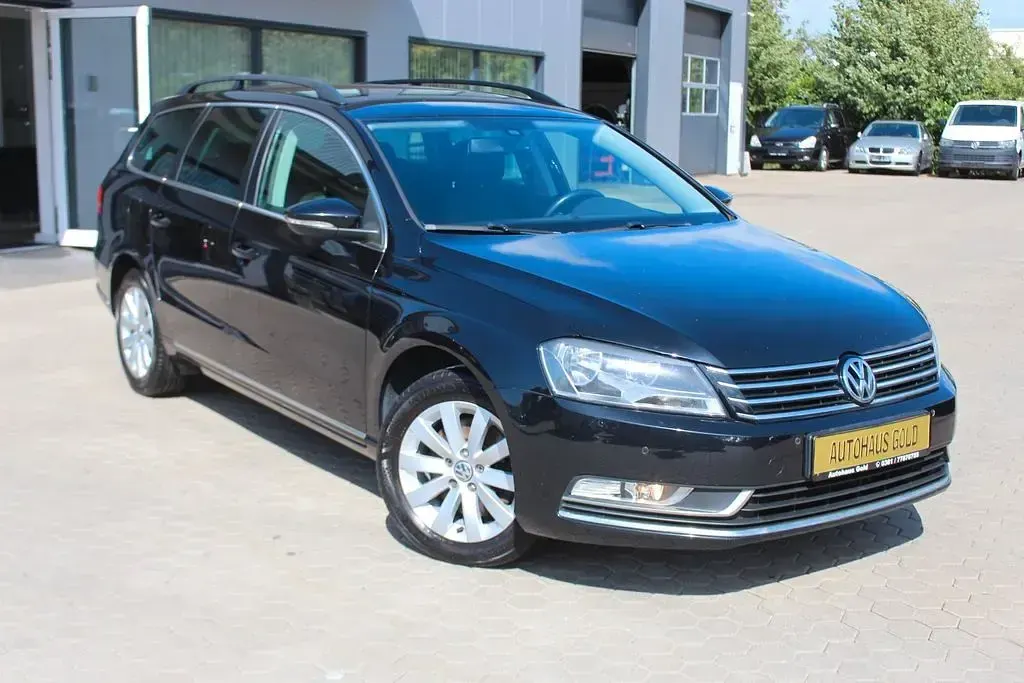 Gebraucht VW Passat Comfortline 122 PS (89 kW) 2014 Schwarz Kombi