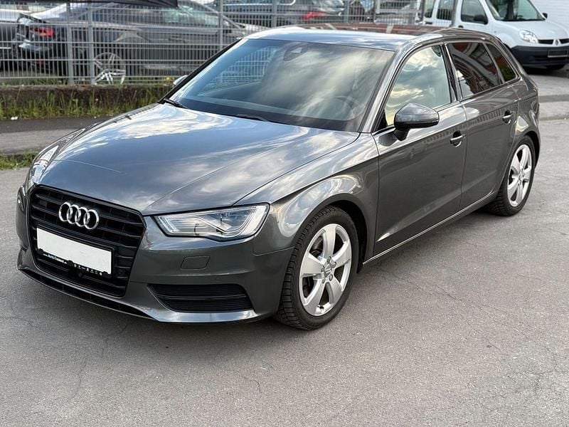 Gebraucht Audi A3 S-Line 184 PS (135 kW) 2015 Grau Kombi