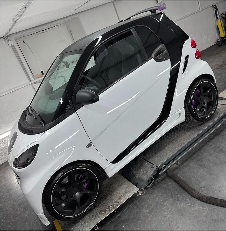 Weiß Gebraucht 2007 Smart ForTwo Coupé Kleinwagen | 5.499 € - Bild 1/1