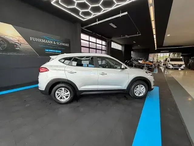 Gebraucht Hyundai Tucson Trend 136 PS (100 kW) 2020 Silber SUV